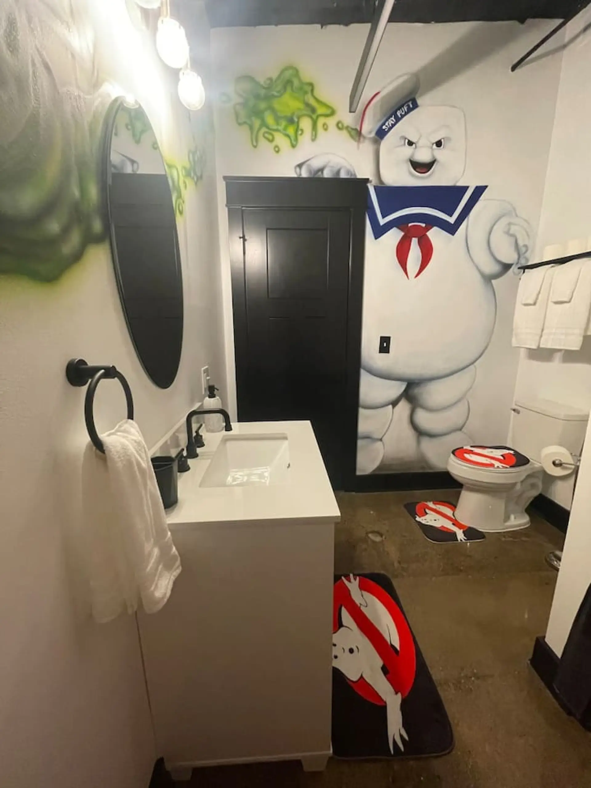 Ghostbusters themed bathroom